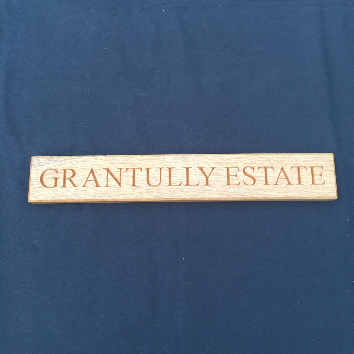 Solid Oak Estate Gate Sign. (L 52cm : H 7.7cm : D 2.5cm..)
