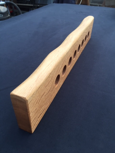 Live Edge Wall-mounted Wine Rack, Solid Oak (8 bottle)