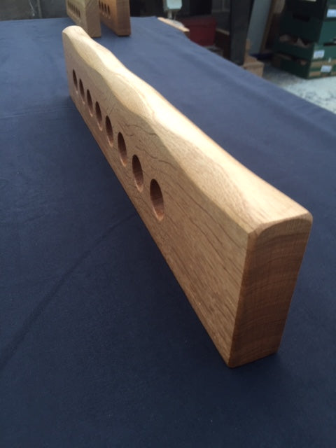 Live Edge Wall-mounted Wine Rack, Solid Oak (8 bottle)