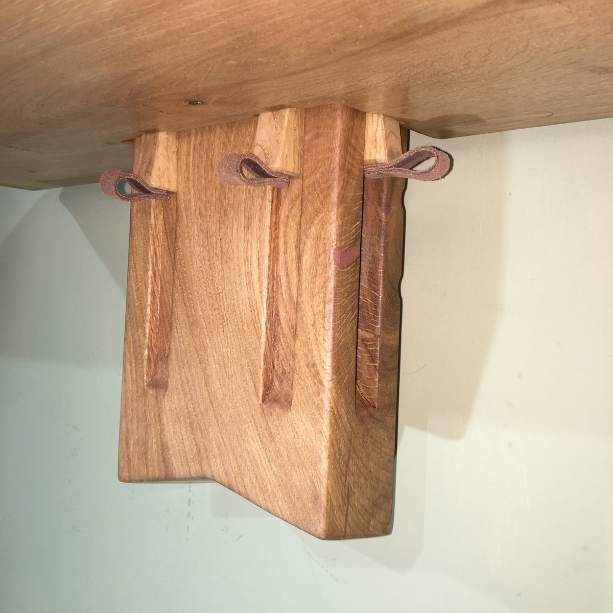 Standing desk, Adjustable, Solid Oak, Wall mounted. (Sue)