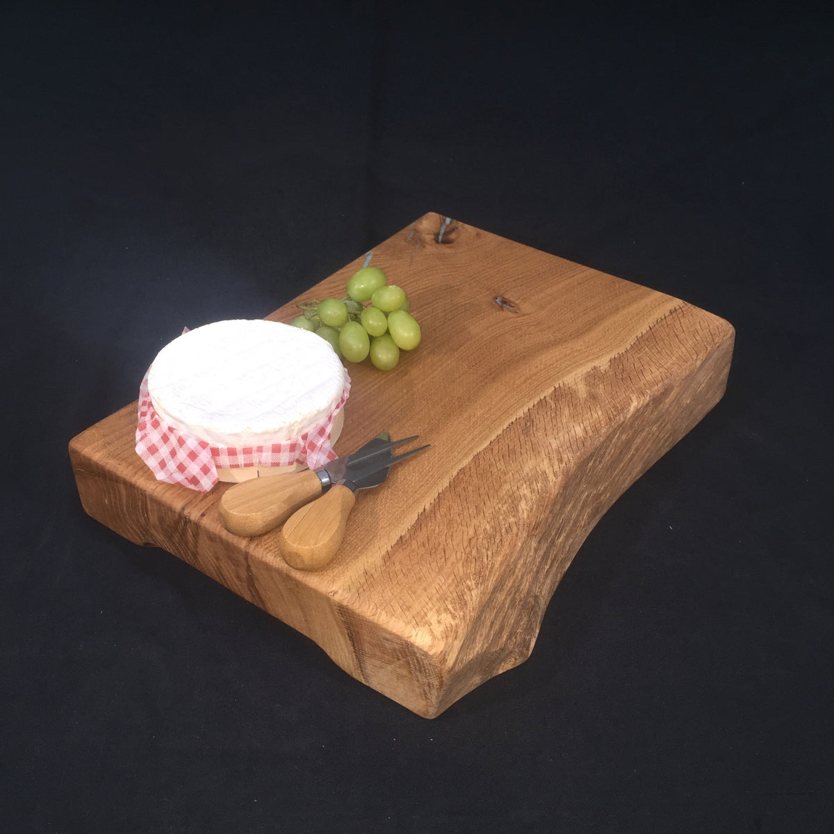 Oak or Ash Serving Platter. (The Hunky Chunk.) 35cm x 25cm x D 4cm